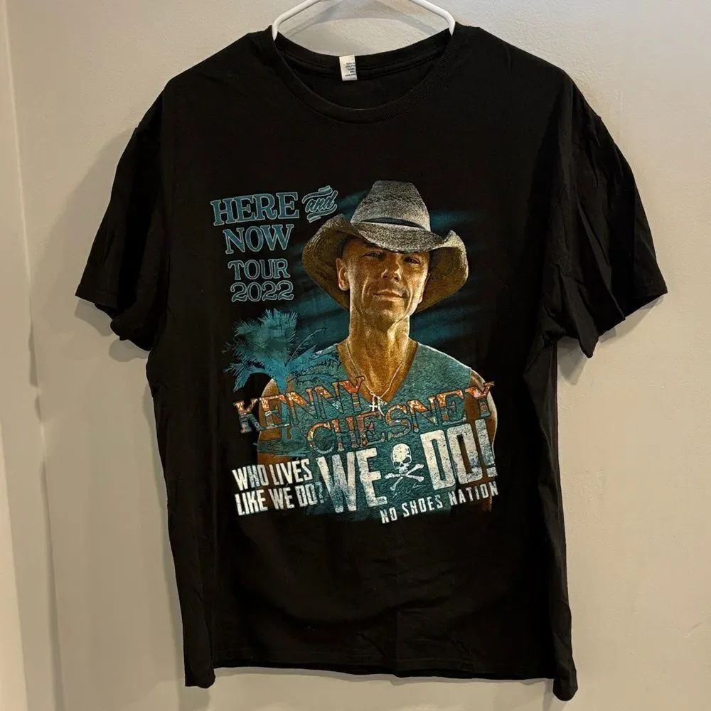 Kenny Chesney Concert Black Graphic T-Shirt
